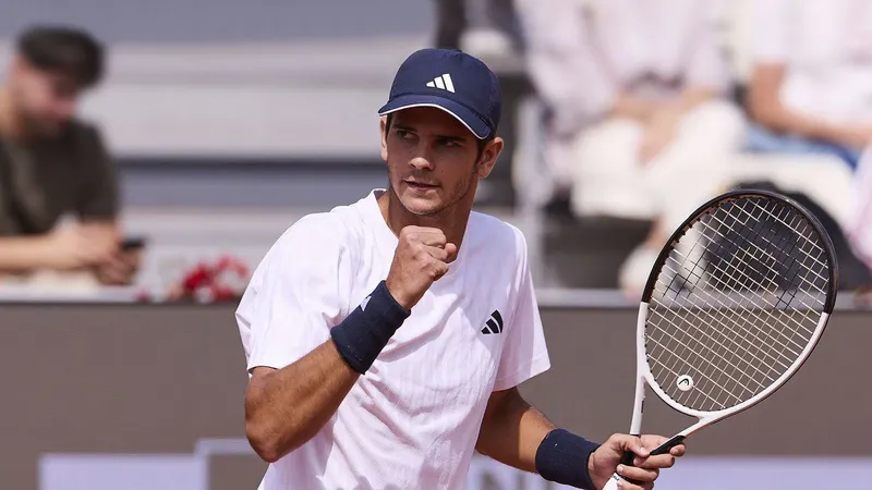 Hoy juega Jódar en el Masters 1000 de Roma: así puedes ver el partido de cuartos en TV
