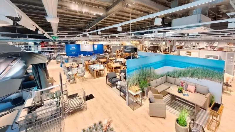 El rival de IKEA sigue ganándole terreno: lleva 12 tiendas abiertas en lo que va de año y van a más