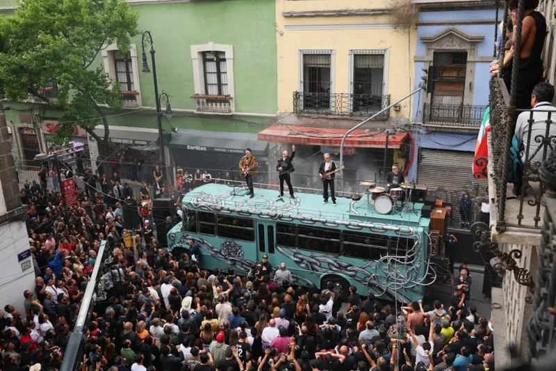 U2 toma las calles de Ciudad México para nuevo video musical: Míralos