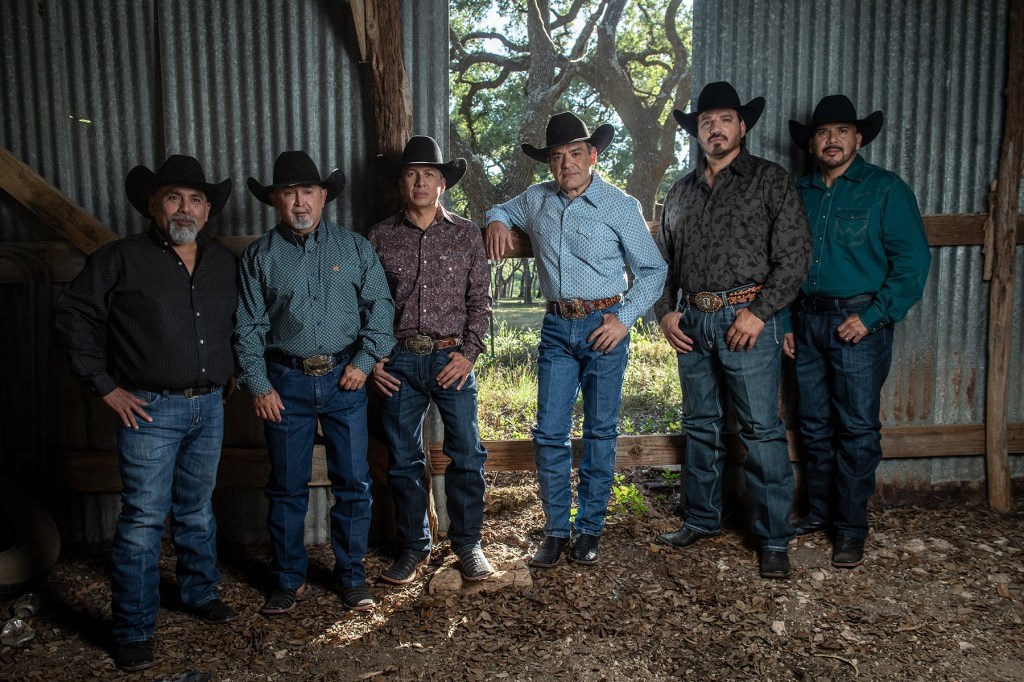 Intocable tendrá su propio canal en esta estación de radio: ‘Agradecidos de poder representar nuestra comunidad latina’