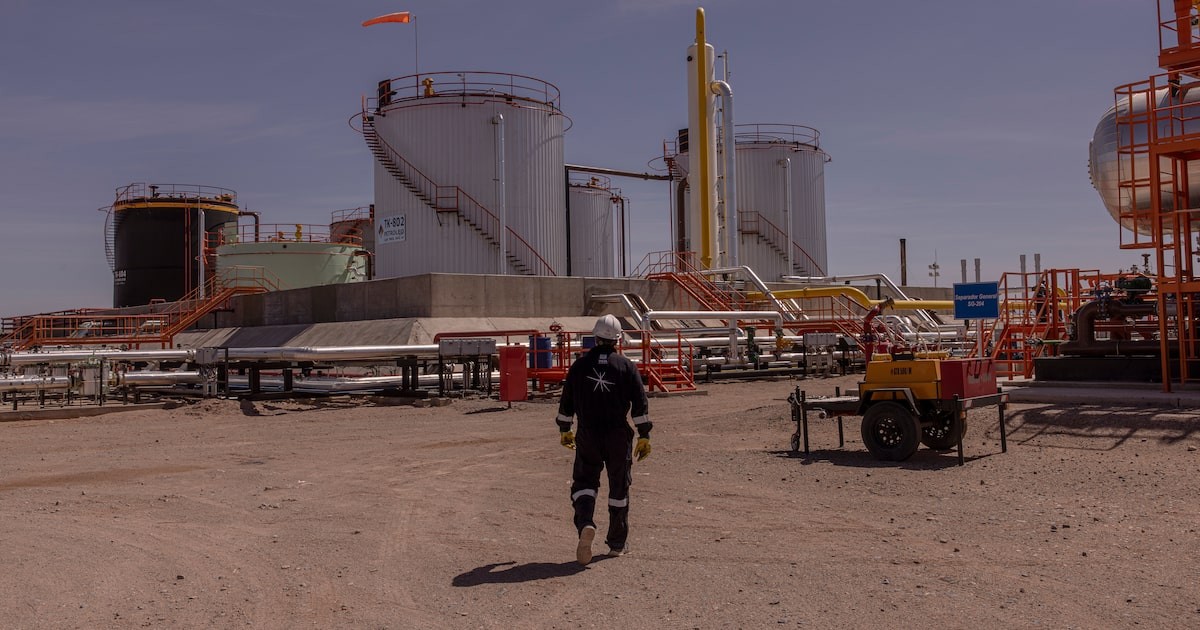 El renovado plan de Milei para atraer inversores al petróleo de Vaca Muerta