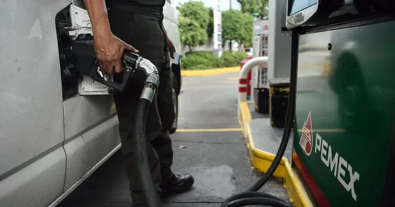 La caída mundial de los bonos se acelera mientras el petróleo aviva temores inflacionarios