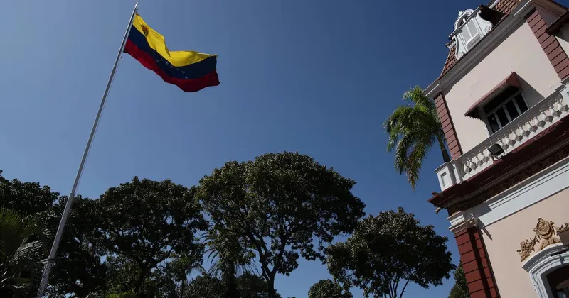 Esta startup, respaldada por Peter Thiel, ofrece a Venezuela un salvavidas bancario inesperado