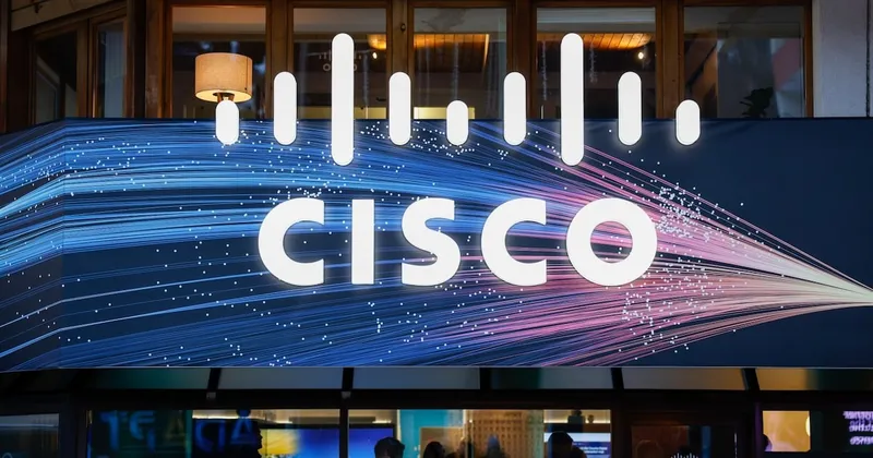 Cisco se dispara hasta un 19% tras elevar previsión de ventas y anunciar despidos por la IA