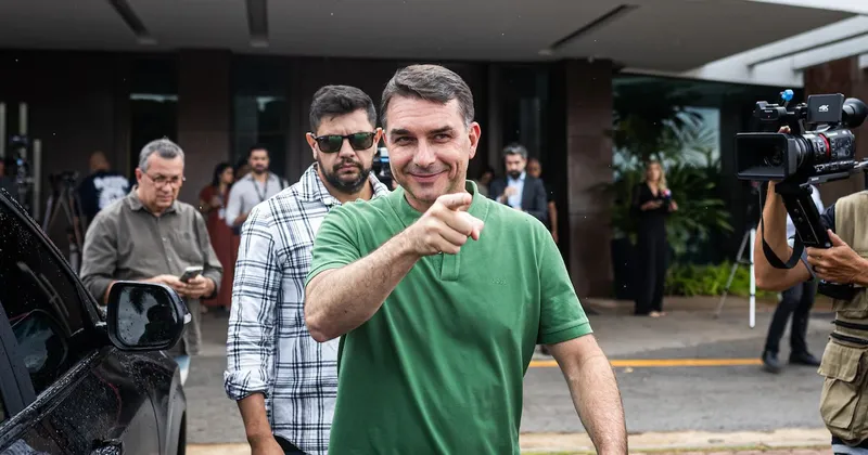 Vínculos de Flavio Bolsonaro con exCEO de Banco Master sacuden su carrera presidencial en Brasil
