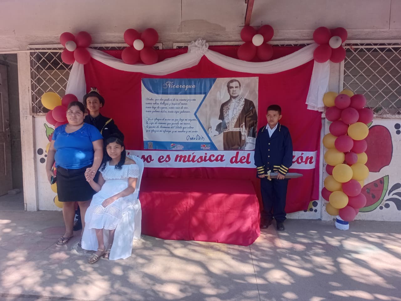 Estudiantes rinden homenaje a Rubén Darío en San Isidro de Bolas
