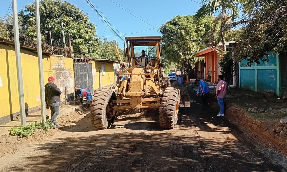 Alcaldía de Managua fortalece red vial en barrios del Distrito VI
