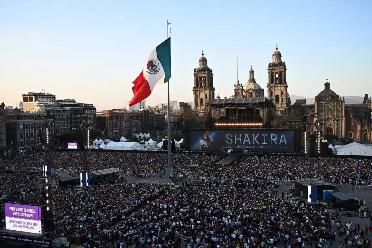 Revelan quién financió el histórico concierto gratuito de Shakira en el Zócalo