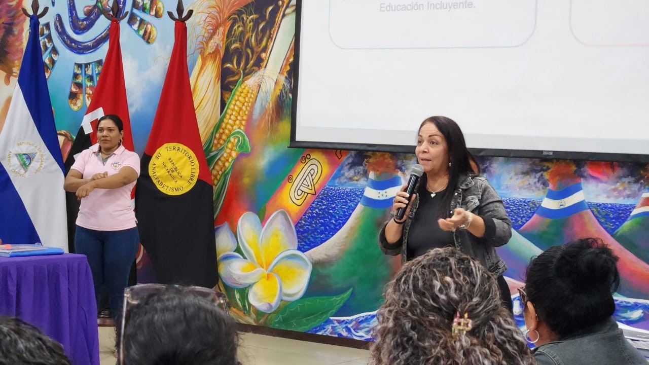 Ministerio de Educación desarrolla encuentro nacional sobre liderazgo inclusivo en Nicaragua