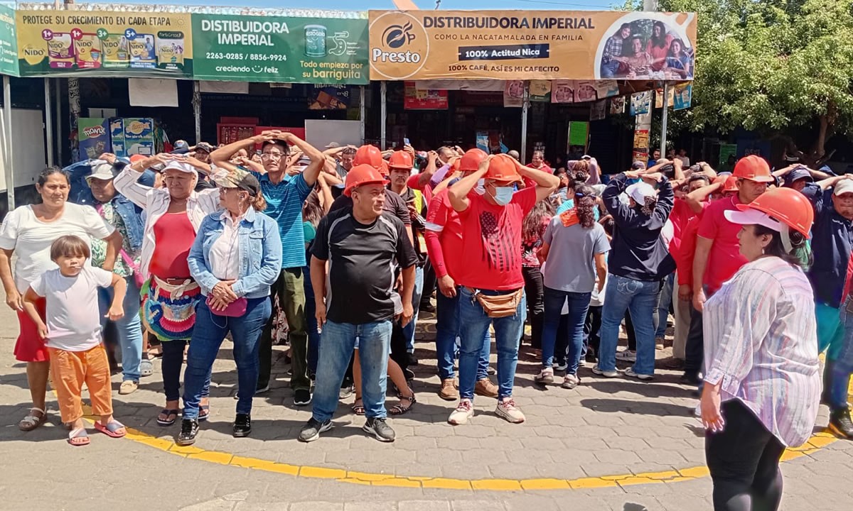 Comerciantes del Mercado Mayoreo participan en el Primer Ejercicio Multiamenazas 2026