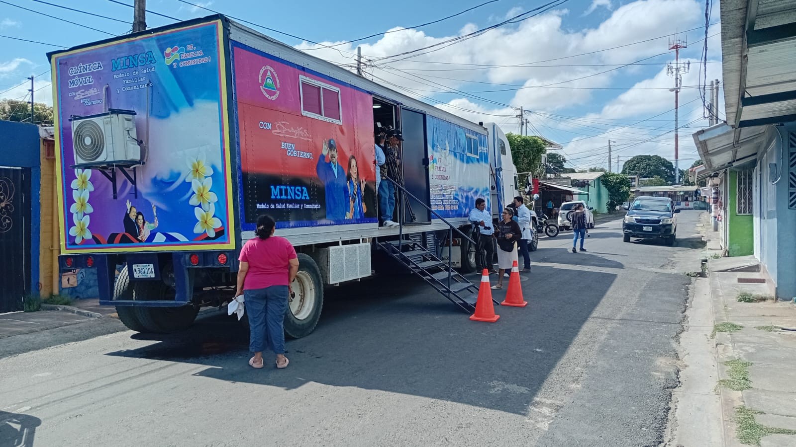 Feria de salud acerca atención gratuita a familias del Distrito IV de Managua
