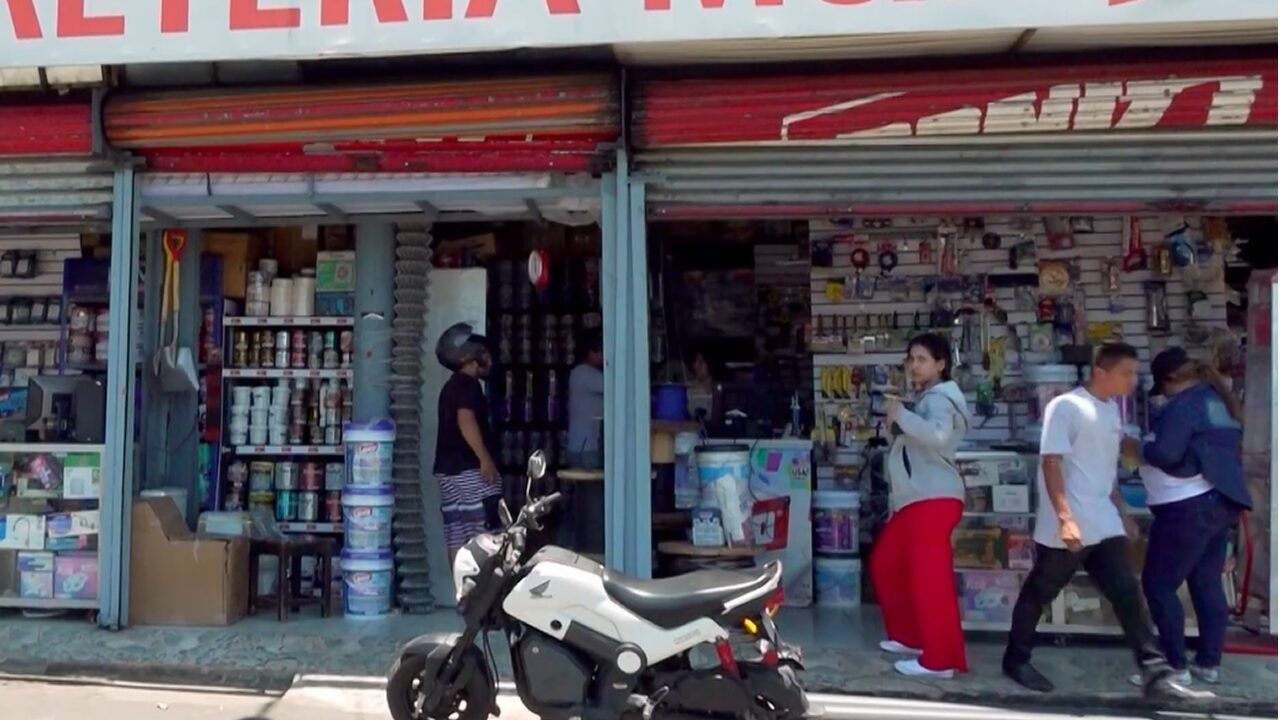 Ferreterías ofrecen productos para preparar los hogares ante la temporada de invierno