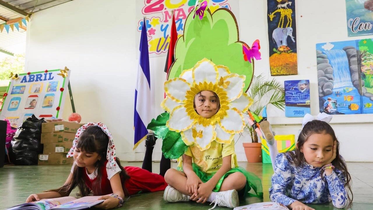CDI Eduardo Contreras celebra el Día del Libro con acto cultural