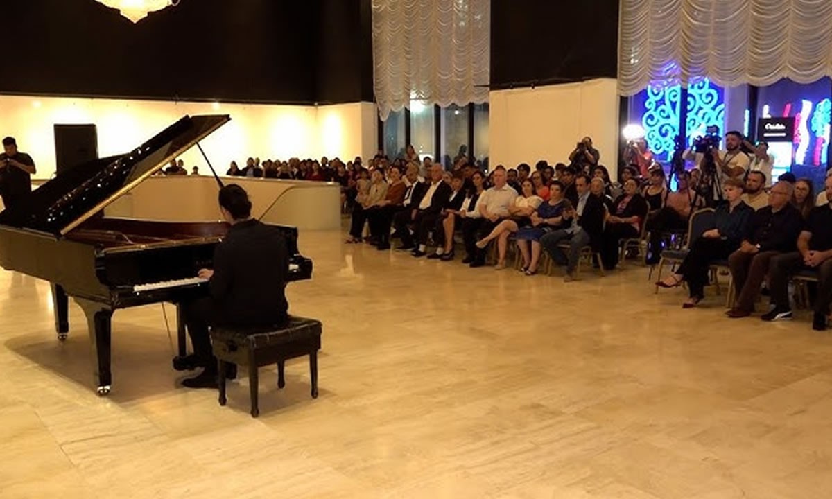 Pianista del Conservatorio de Rusia conquista escenario en Nicaragua