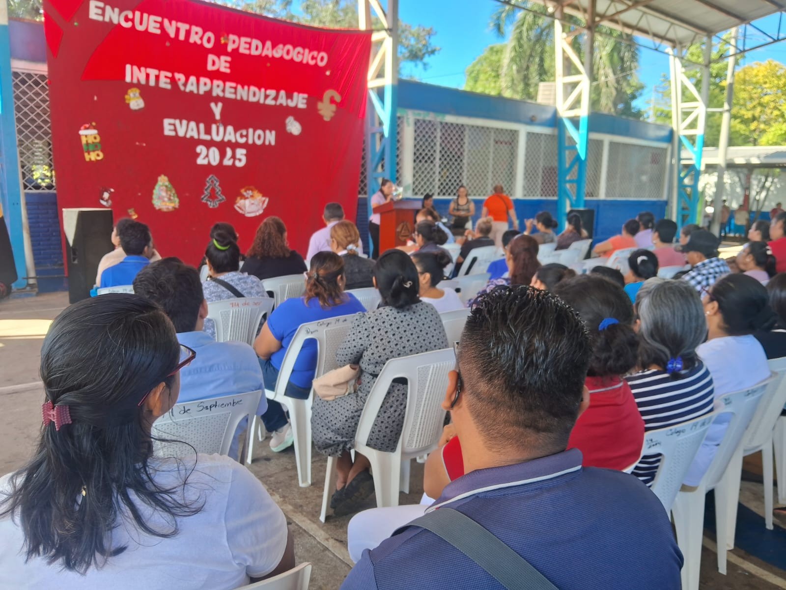 Más de 300 docentes participan en el último EPI del año lectivo 2025