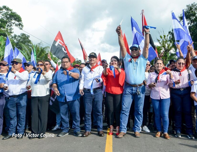 Avanza red vial que transforma la Costa Caribe