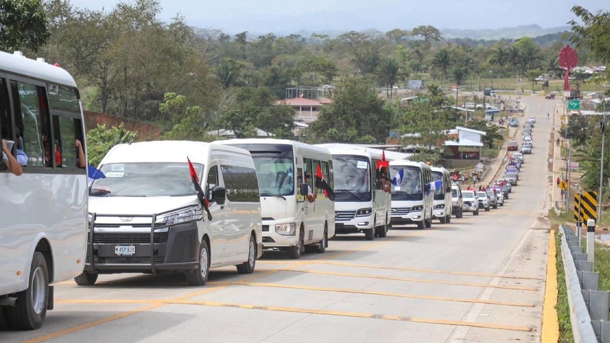 Familias del Caribe Norte viajan a Bilwi para recibir moderno Hospital Sandino Nuevo Amanecer