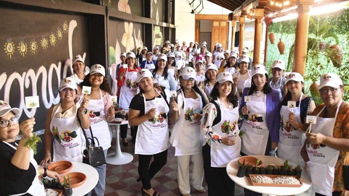 MARENA promueve taller de producción y manejo de cactus y suculentas en Granada