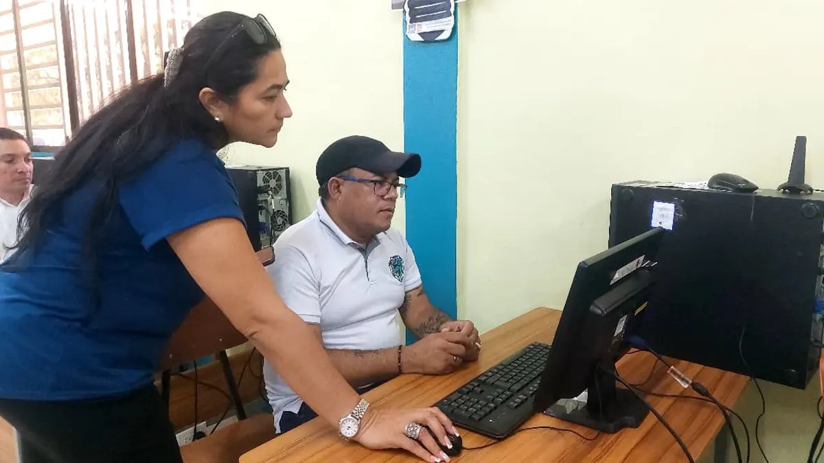 MINED e INATEC lanzan programa para fortalecer competencias digitales de maestros