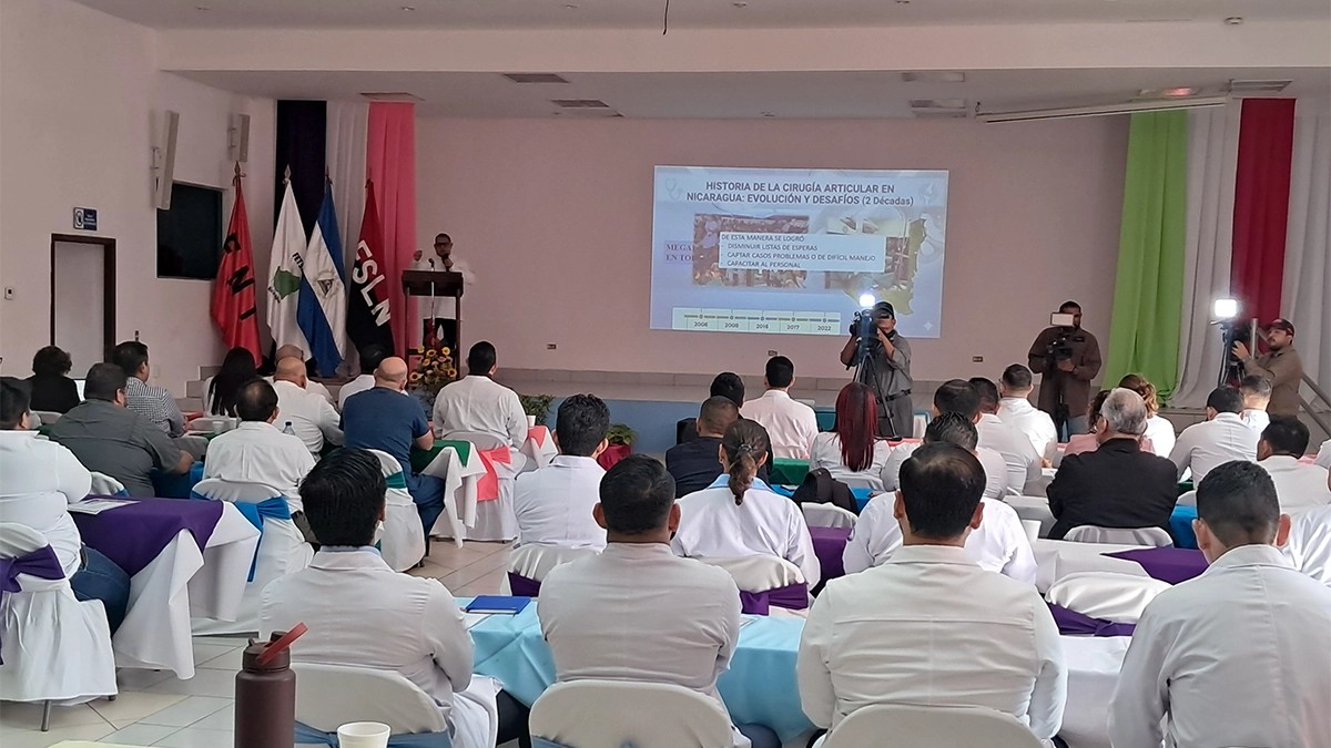 Gobierno de Nicaragua fortalece cirugía especializada con simposio nacional de ortopedia