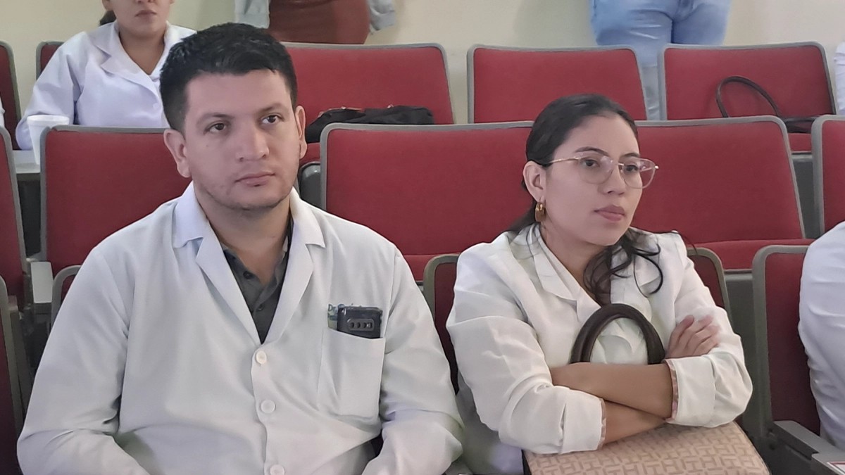 Simposio de oncología pediátrica fortalece atención a la niñez en Hospital La Mascota de Managua