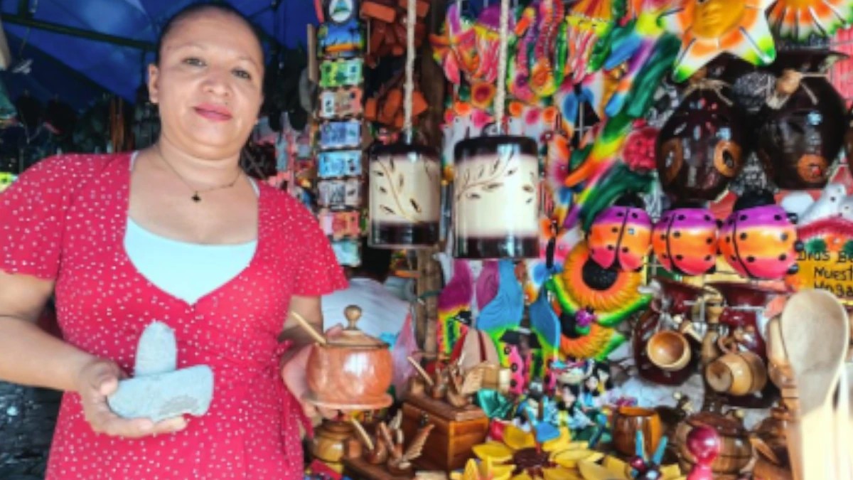 Emprendedores destacan en ferias realizadas durante «Abril Creativo»