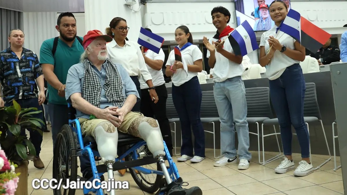 «Perdí el miedo a tener miedo»: Brian Wilson en homenaje a los héroes internacionalistas