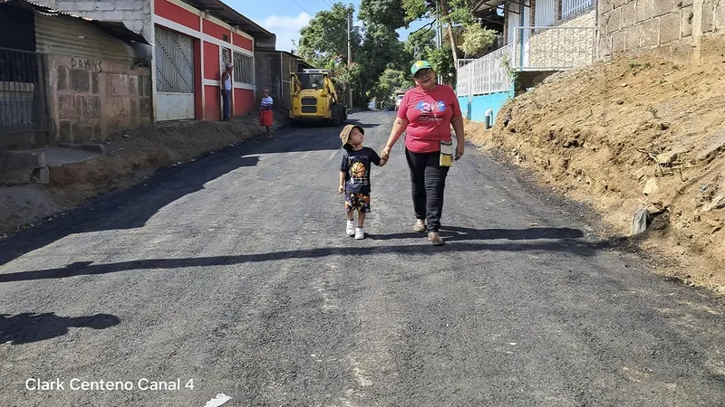 Calles para el Pueblo 2026 lleva progreso y mejoramiento vial al Barrio Camilo Ortega en Managua