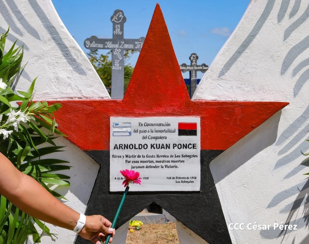 Juventud sandinista rinde homenaje al héroe Arnoldo Kuan