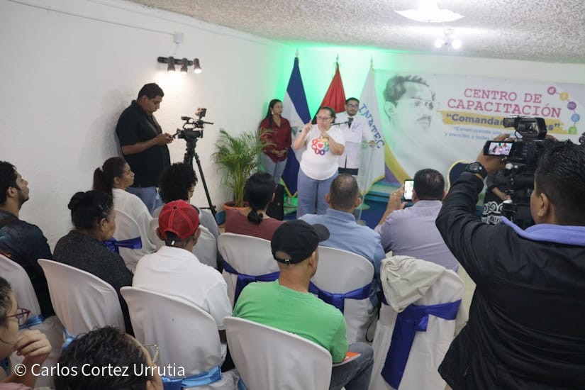 Primer Curso de Lengua de Señas 2026 Inicia con Éxito en Managua