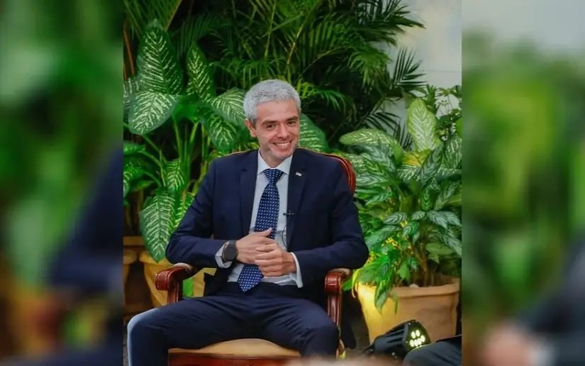 Condecoran al compañero Inar Ladariya tras concluir su misión diplomática en Nicaragua