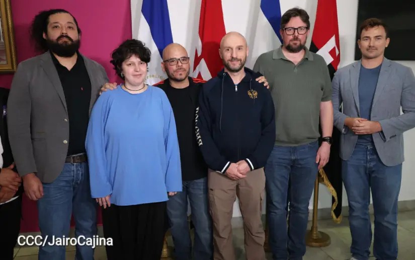 Alegría por la llegada de comunicadores de RT en Español