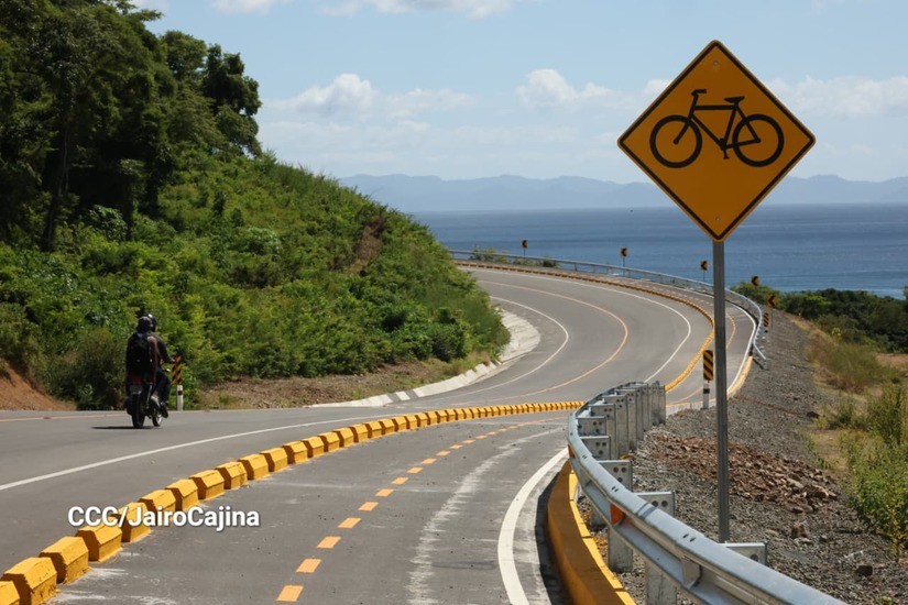 Entregarán 30 kilómetros del tercer tramo de la carretera Costanera del Pacífico