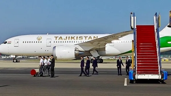 Presidente tayiko Emomali Rahmon inicia visita de Estado a China