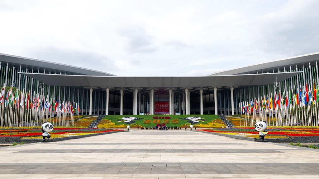 El primer ministro chino asistirá a la ceremonia inaugural de la CIIE y pronunciará un discurso de apertura