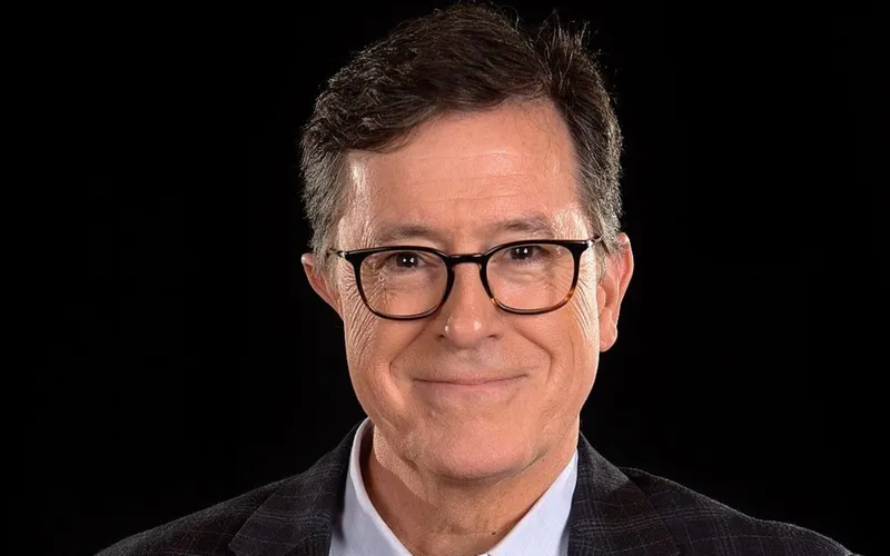 Peter Jackson revela que Stephen Colbert lleva un año trabajando en una nueva película de 'El Señor de los Anillos'