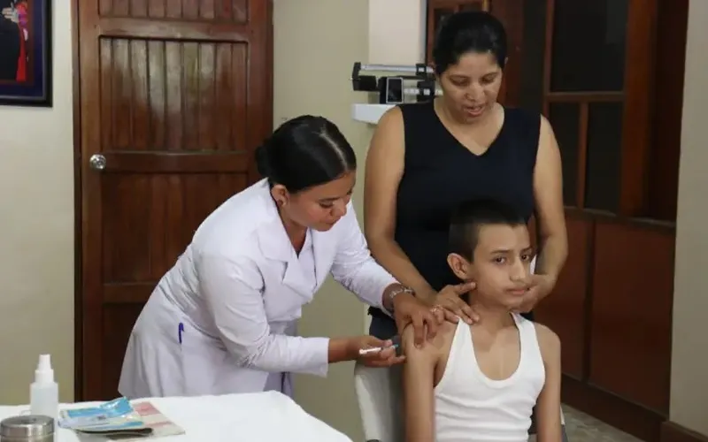 Desarrollan jornada de vacunación contra el Virus del Papiloma Humano (VPH)