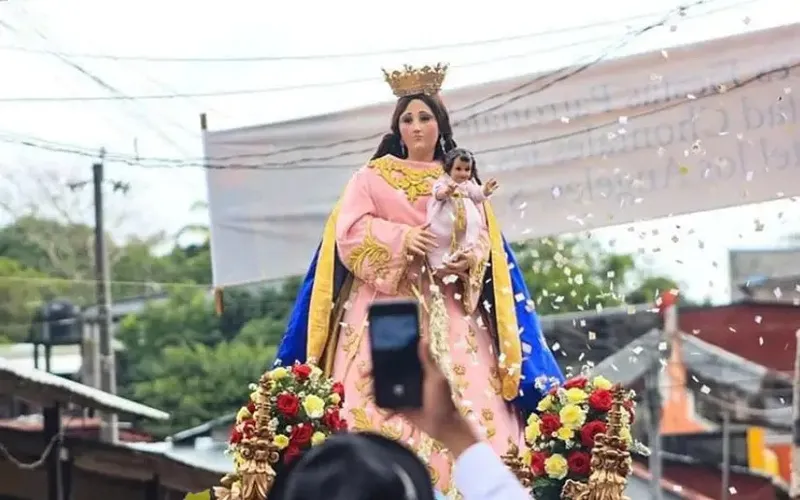 Más de 5 mil hermanos y hermanas celebran a la Virgen de la Luz en La Libertad, Chontales