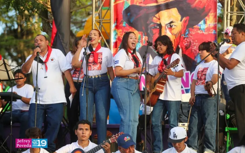 ​Juventud de Masaya rinde homenaje a Sandino con música y danza