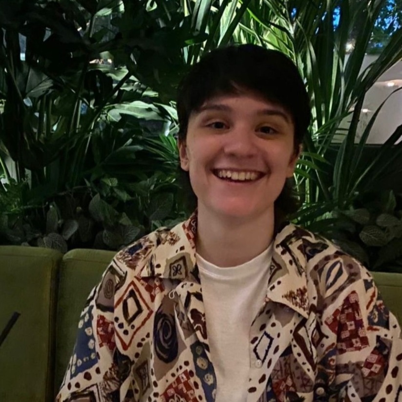 Una reinvención pulp, ochentera y amable. Por qué 'Predator: Badlands' es "una Disneyficación" de la franquicia