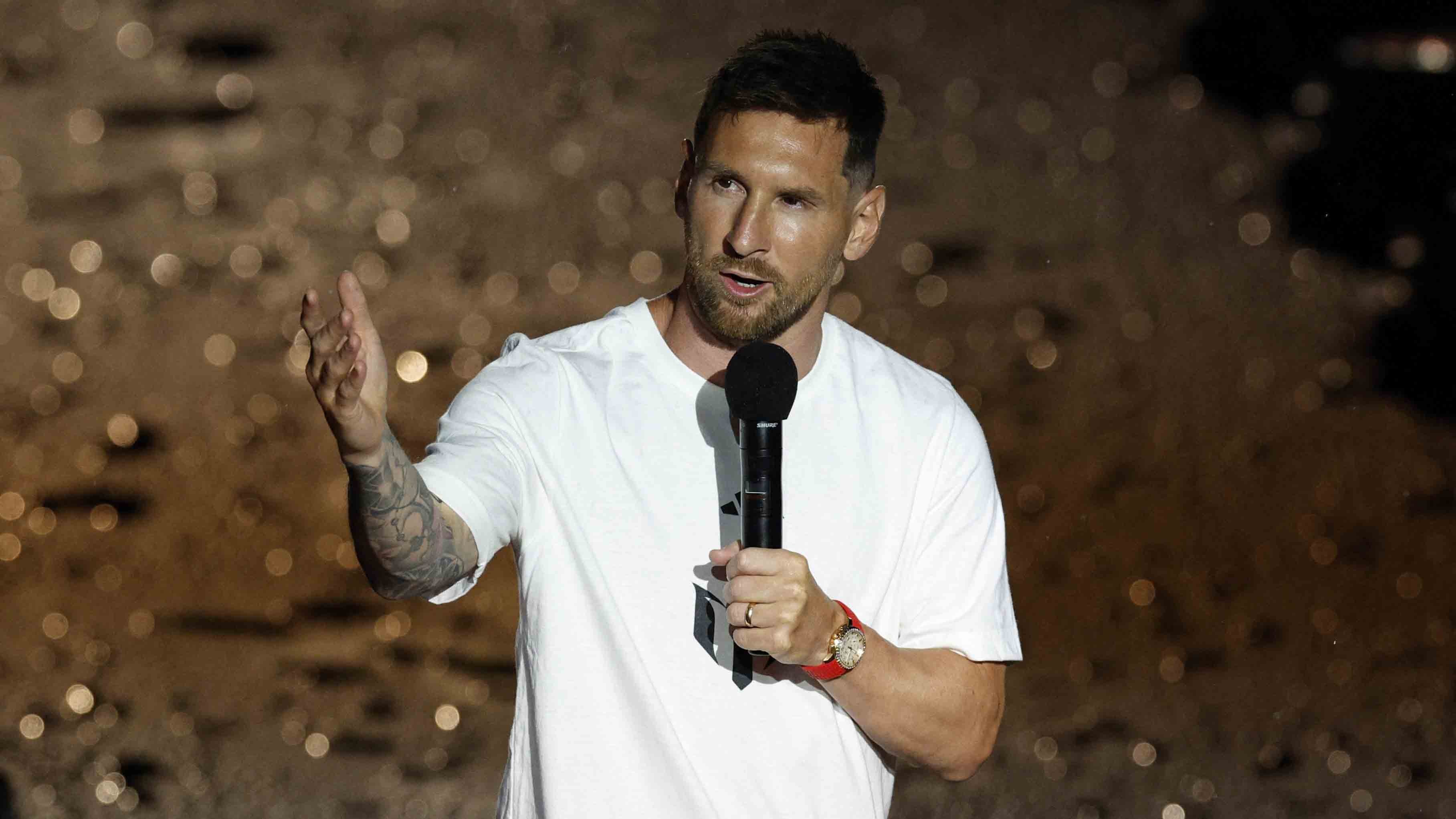 ¿El primer paso para volver a Barcelona? Lionel Messi compra al UE Cornell