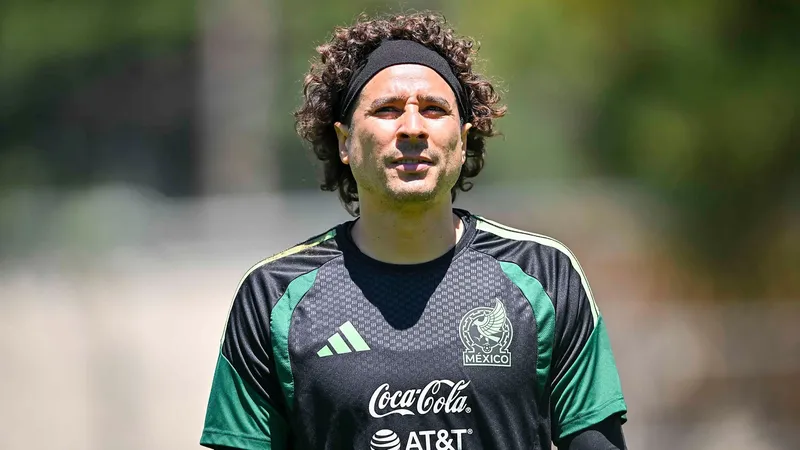 Guillermo Ochoa no se siente titular: “Me lo tengo que ganar”