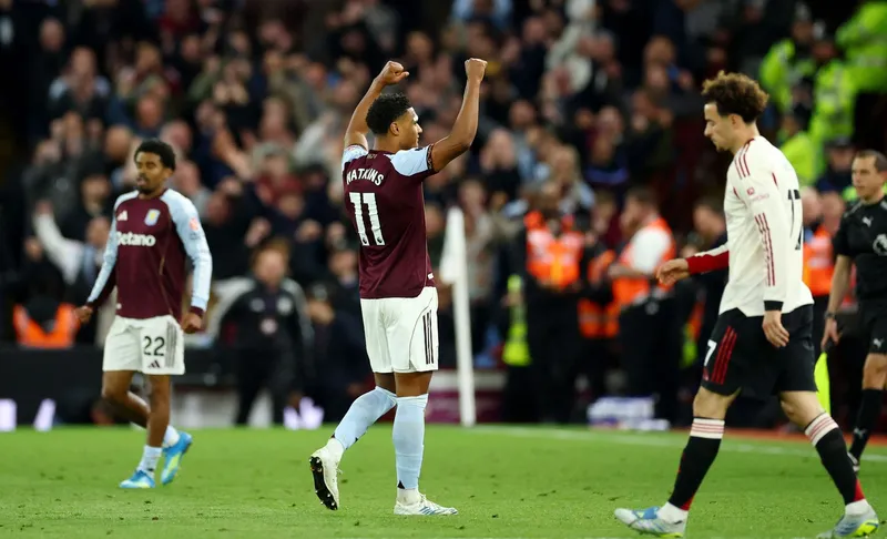 Liverpool se hunde en Villa Park y suma su derrota 12 del año