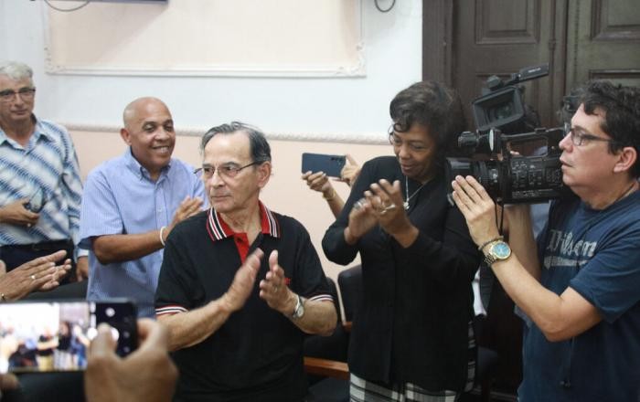 Otorgan Premio Nacional de Periodismo José Martí por la obra de la vida a Tubal Páez Hernández