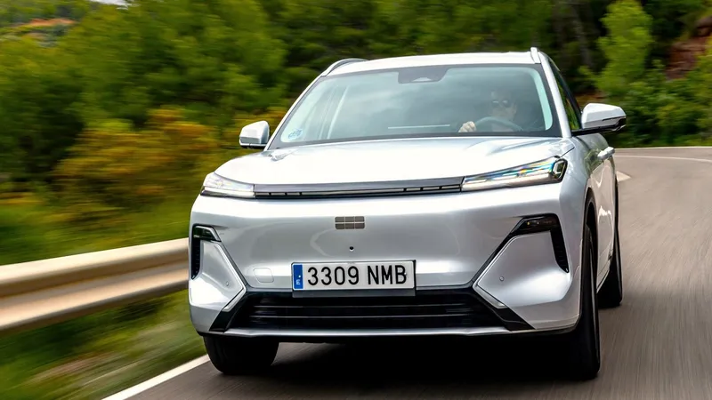 3,83 L/100 km reales: el nuevo récord de este SUV de 1.055 km de autonomía que ya puedes comprar en España