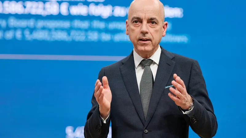 Un alto directivo de BMW avisa: "El coche eléctrico se impondrá, pero no tan rápido como pretende la Comisión Europea"