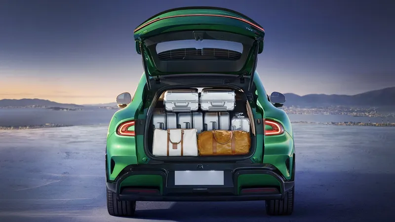 Nuevo hito chino: de esperar 1 año para recibir ‘el mejor SUV eléctrico del mundo’ a tenerlo en casa en solo 2 horas