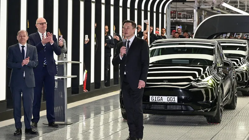 Una inversión de 210.000.000 € y 1.500 trabajadores extra: la sorprendente estrategia de Tesla para duplicar su producción de baterías