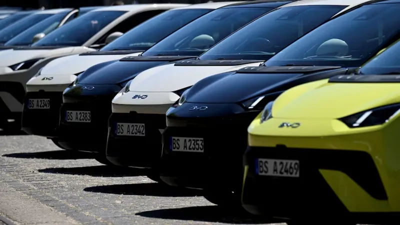 1.600.000 coches eléctricos vendidos en un solo mes: las matriculaciones aumentan en todo el mundo, sobre todo en Europa