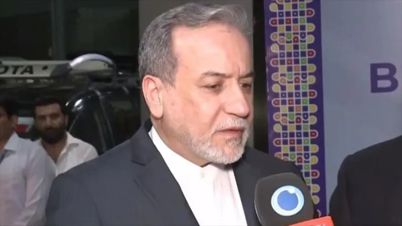 Canciller iraní: es EEUU quien está estrangulando el estrecho de Ormuz